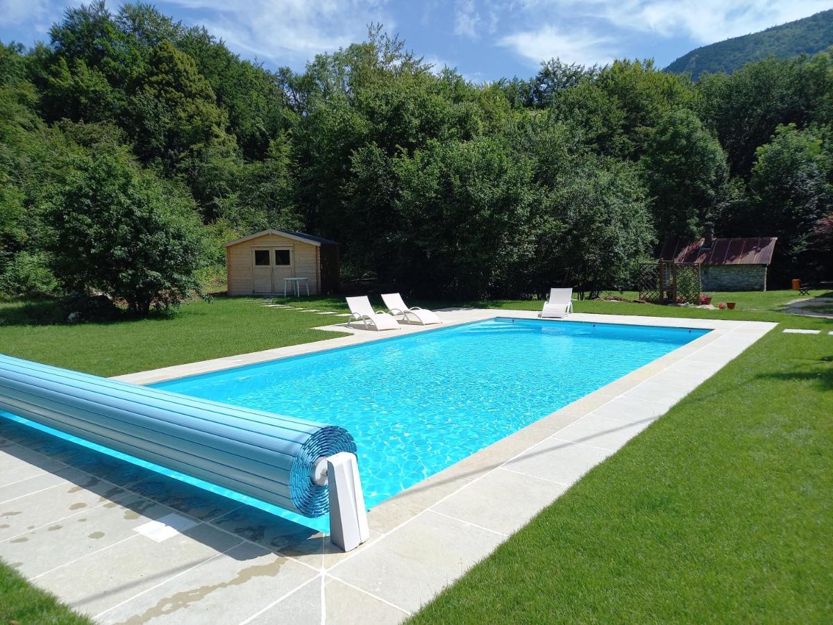 La Clairière du Moulin Bed and Breakfast Lepin-le-Lac Esterno foto