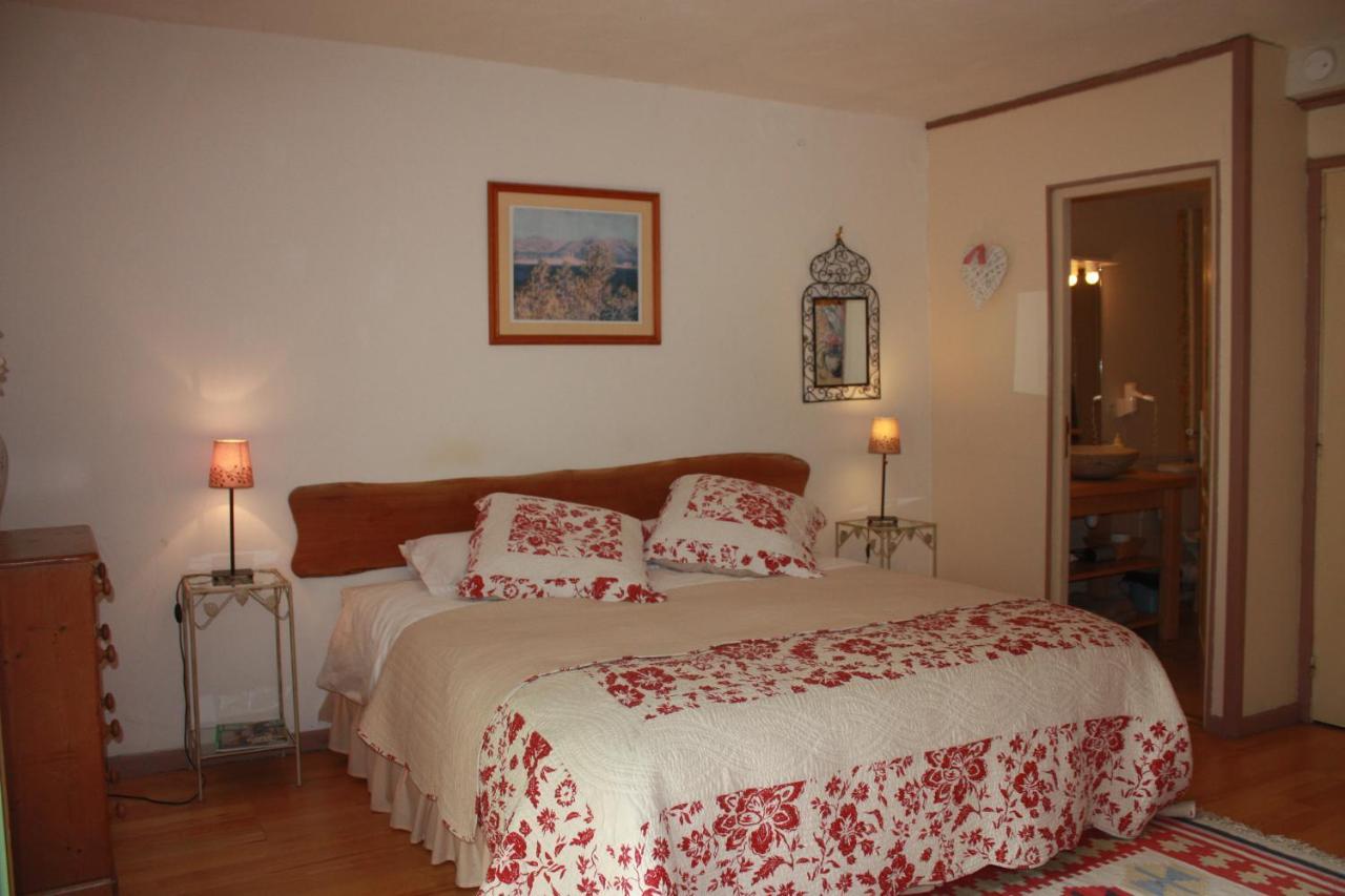 La Clairière du Moulin Bed and Breakfast Lepin-le-Lac Esterno foto