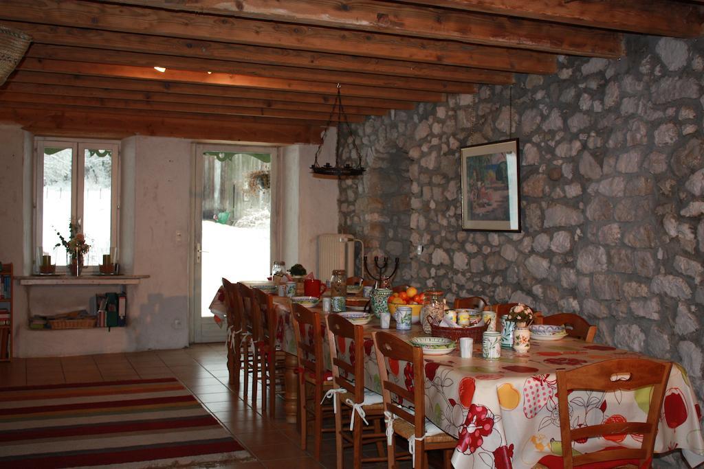 La Clairière du Moulin Bed and Breakfast Lepin-le-Lac Esterno foto